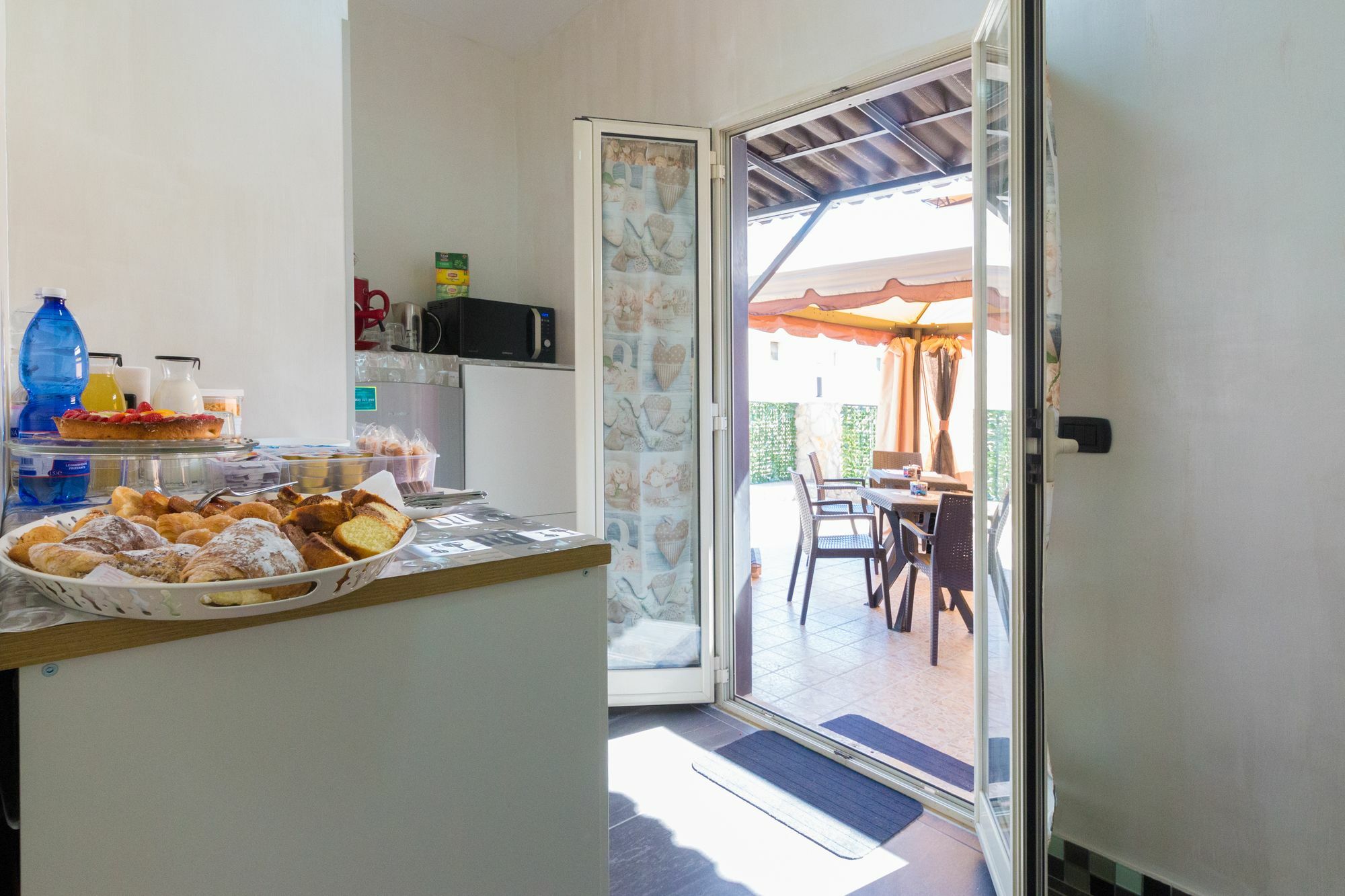 B&B Phoenix Napoli Eksteriør bilde