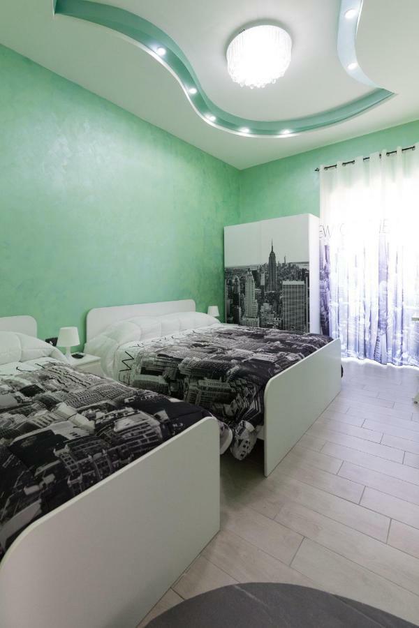B&B Phoenix Napoli Eksteriør bilde