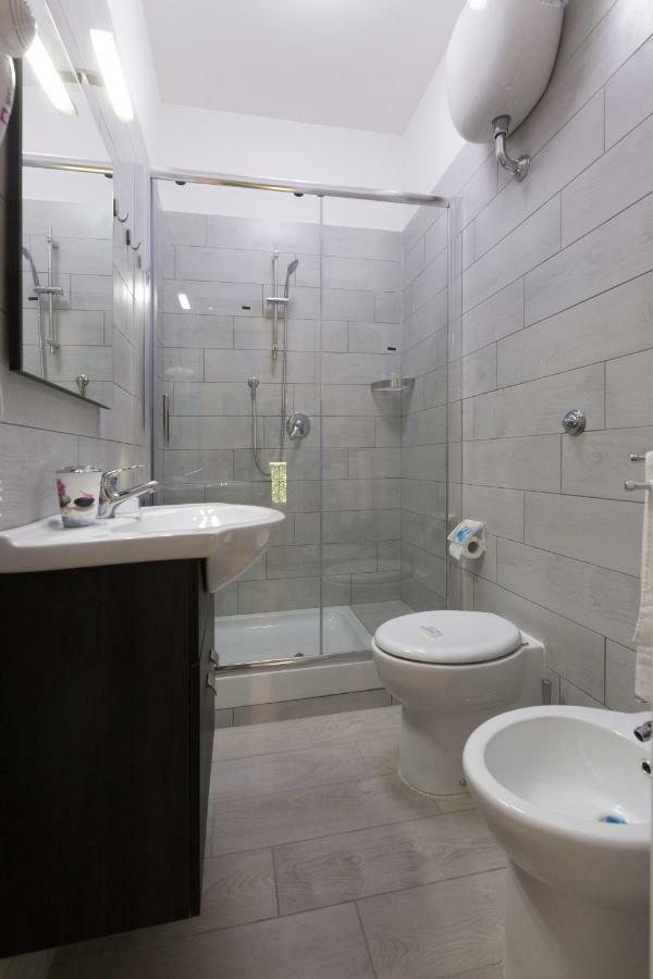 B&B Phoenix Napoli Eksteriør bilde